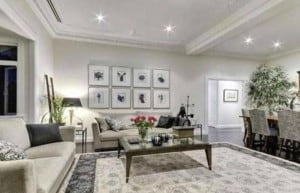 Sell property - selling colour Sell property - selling colour